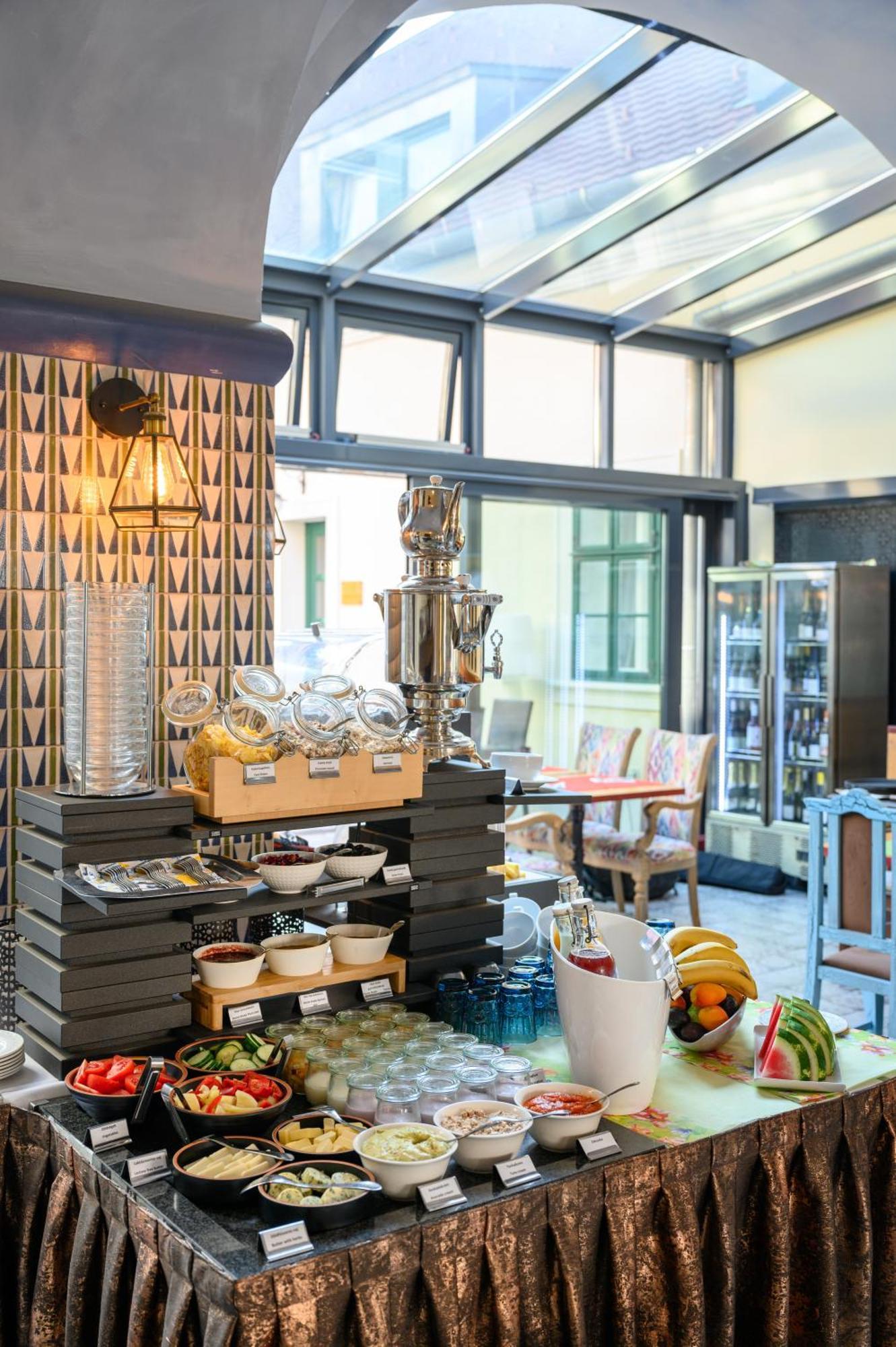 Maison Bistro & Hotel Budapešť Exteriér fotografie