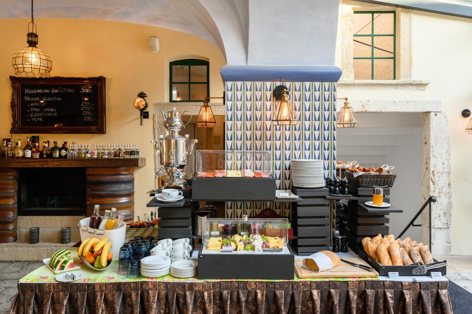 Maison Bistro & Hotel Budapešť Exteriér fotografie